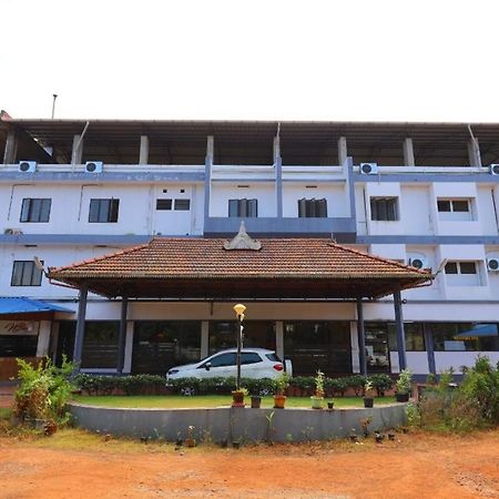Hotel Kukuresidency Wadakkanchery Esterno foto